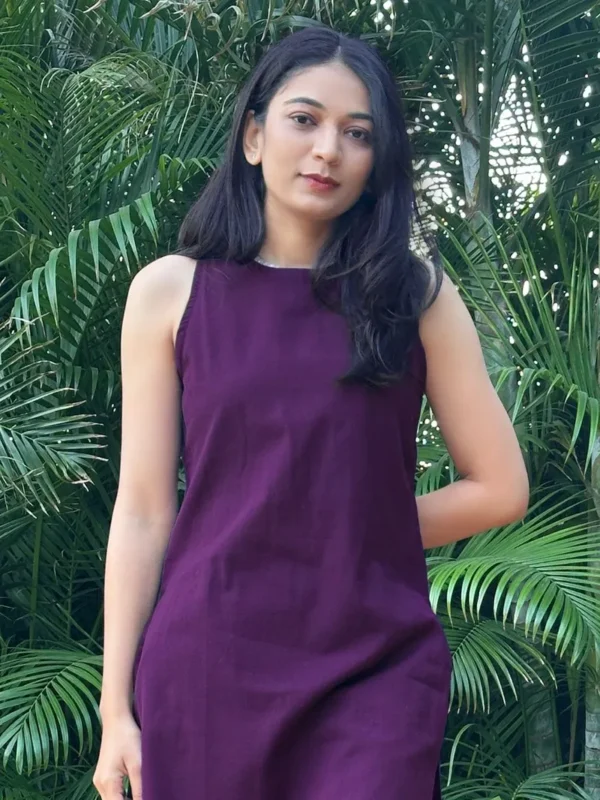 Women Purple Cotton Kurta with Pants- Set - Image 4