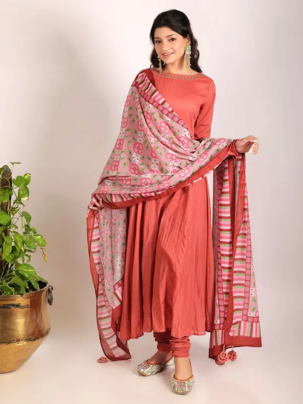 Women Coral Thread Embroidered Cotton Suit Set