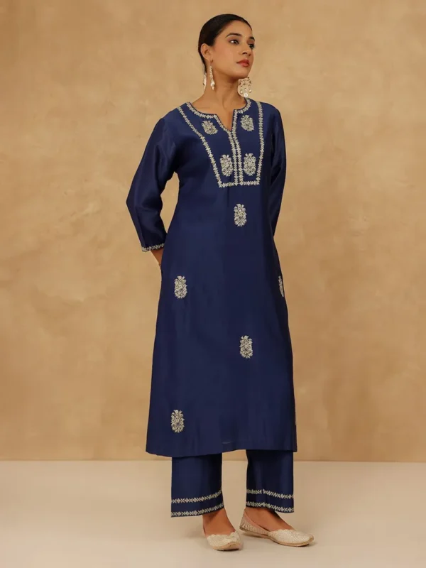 Women Navy Blue Embroidered Chanderi Silk Kurta with Pants - Image 4