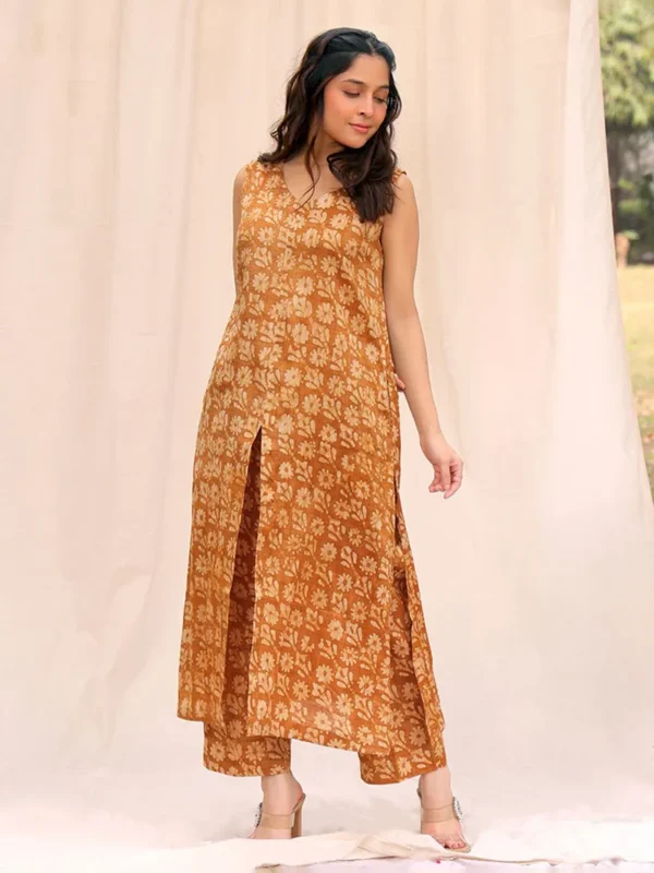 Women Mustard Yellow Hand Block Printed Cotton Kurta with Pants - Image 6